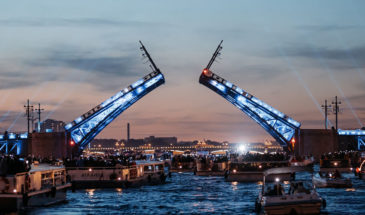 Зачем разводят мосты в Санкт-Петербурге