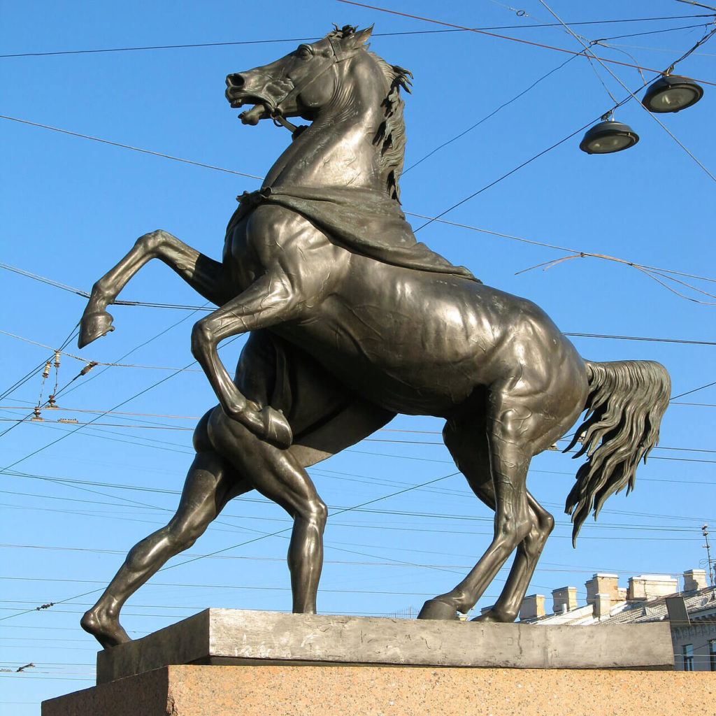 Скульптура коней вторая на Аничковом мосту.